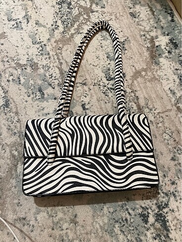 zebra desenli çanta