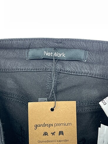 26 Beden siyah Renk Network Jean / Kot %70 İndirimli.