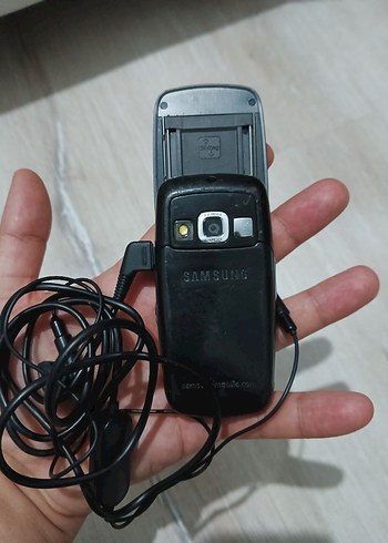 Samsung gd600 bataryasi olur orjinal kulakligi yaninda gelecek - Görsel 2