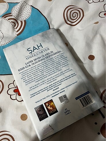 Beden Aimée Carter Şah