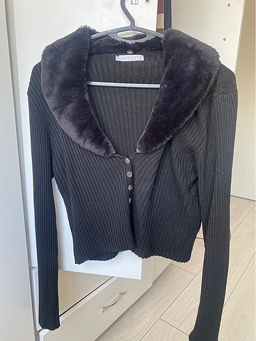 Peluş kürklü crop