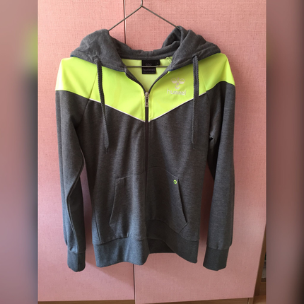 Hummel eşofman üstü