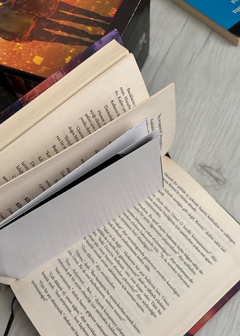  Beden Renk Emre Gül - Güneşi Söndürmem Gerek Kitap Seti