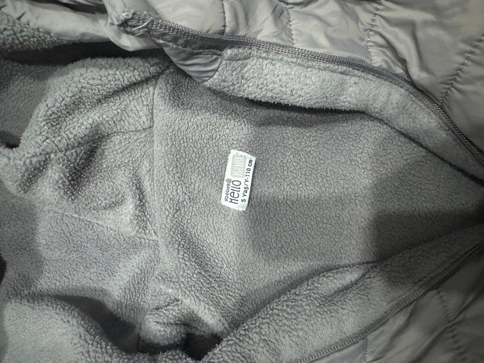 Gri Kapüşonlu şişme mont - Görsel 2