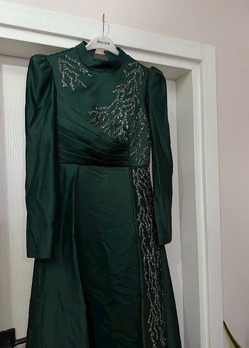 Yeşil İşlemeli Uzun Kadın Abiye Elbise - Görsel 5