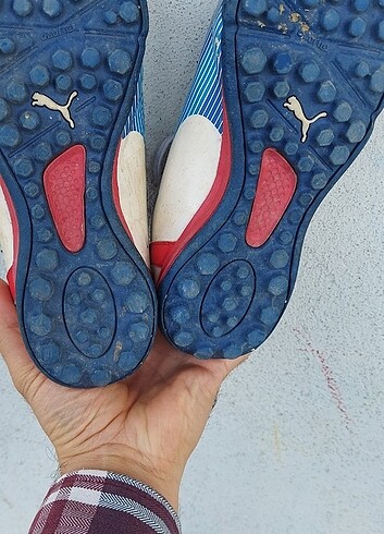 Puma halı saha