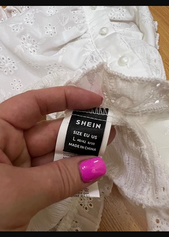 Sheinside Düğmeli Beyaz Nakışlı Straplez Büstiyer