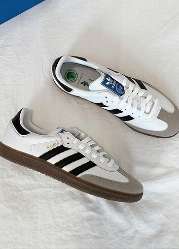 43 Beden Adidas Samba white 