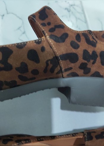 Leopar Desenli Tokalı Kadın Topuklu Babet - Görsel 4