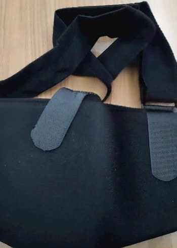 Siyah Minimalist Askı - Görsel 2