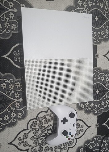 XBOX ONE S 500GB