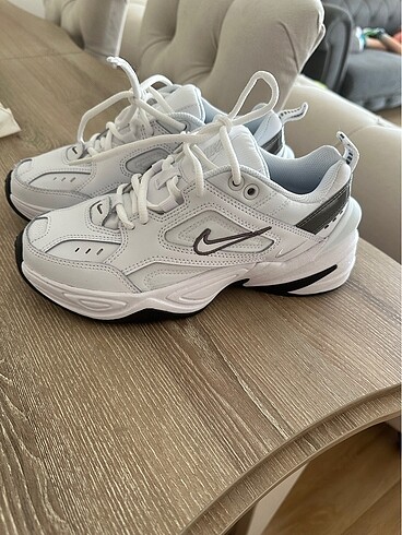 NIKE M2K TEKNO
