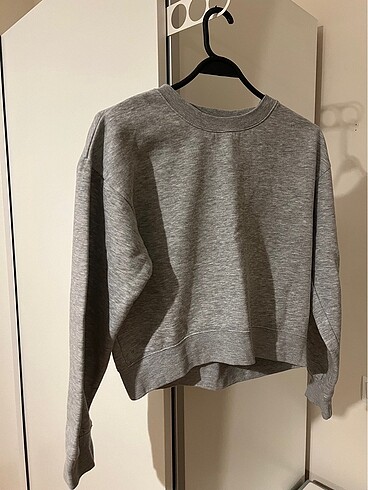 Zara gri sweatshirt