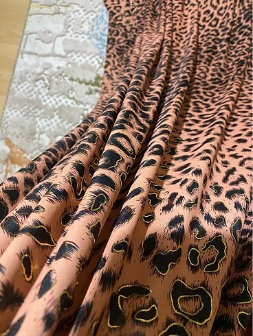 diğer Beden Leopar desenli şalvarlık kumaş