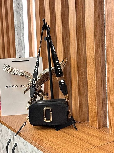 Marc jacobs snapshot