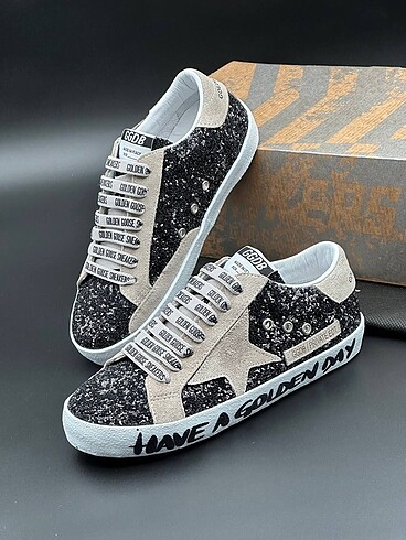 Golden Goose Deri