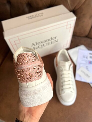 38 Beden Alexander McQueen Taşlı