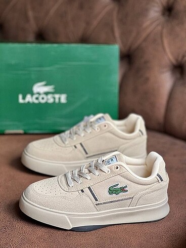 Lacoste Kadın Krem