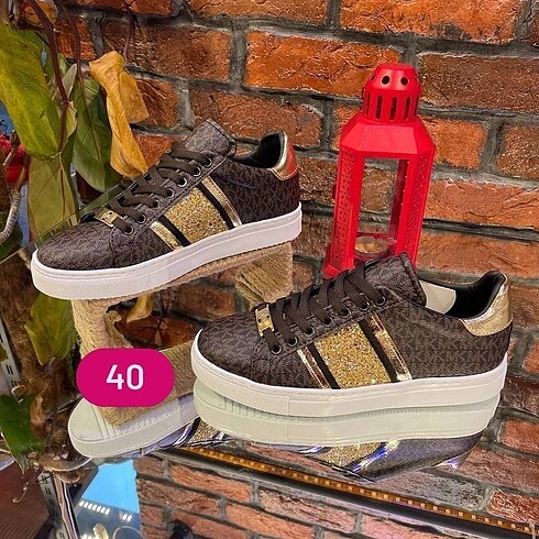 Michael Kors Son Adetler 40