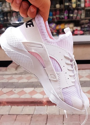 Nike Nike huarache beyaz spor ayakkabı