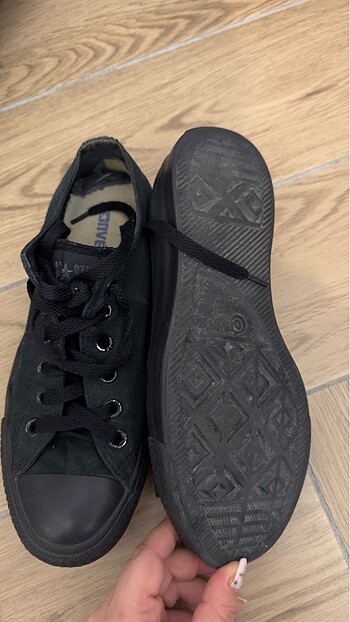 38 Beden siyah Renk Orjinal siyah bilek Converse