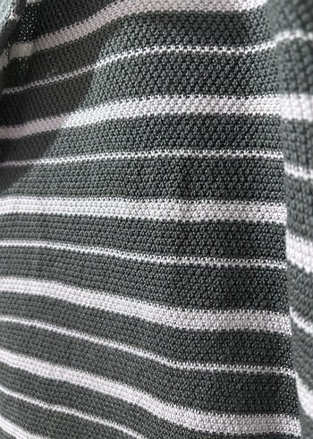 Gri Çizgili Düğmeli Erkek Polo Tişört - Görsel 2