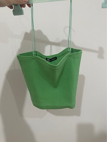 Zara yeşil crop askılı