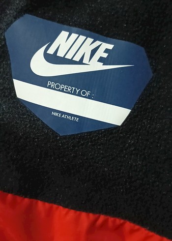 Kadın Parlak Kırmızı Nike Fermuarlı Ceket - Görsel 2