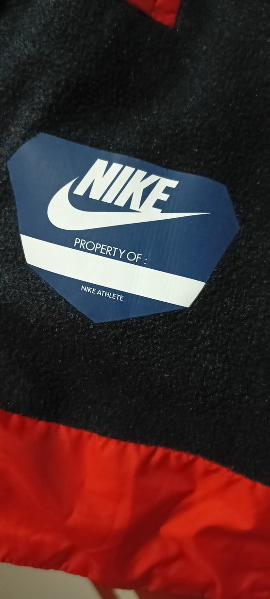 Kadın Parlak Kırmızı Nike Fermuarlı Ceket - Görsel 2