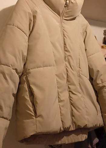 Bej Dik Yaka Oversize Kadın Şişme Mont - Görsel 4