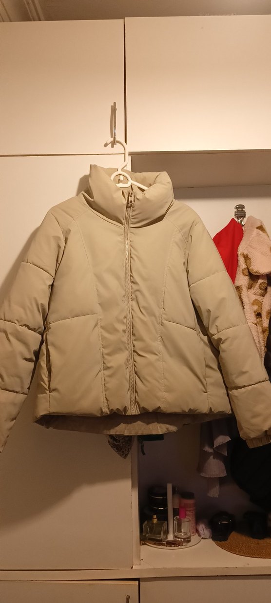 Bej Dik Yaka Oversize Kadın Şişme Mont - Görsel 3