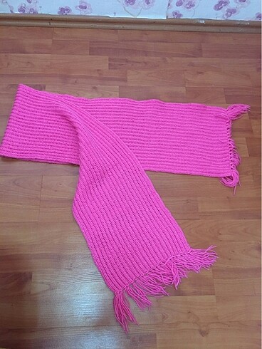 Pembe atkı