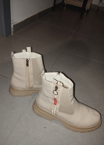 Bej Kadın  Bot - Görsel 7