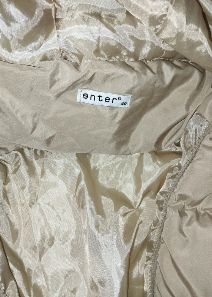 Kadın şişme mont - Görsel 3