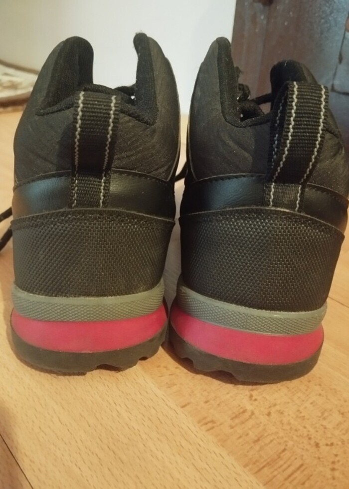 Kadın outdoor - Görsel 2