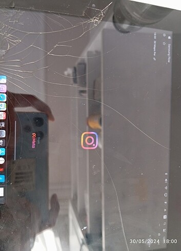 iPad 2 Instagram pubg 2. Monitör iCloud lu