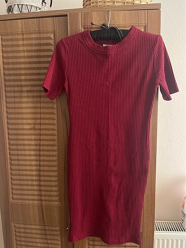 ZARA ELBİSE M BEDEN