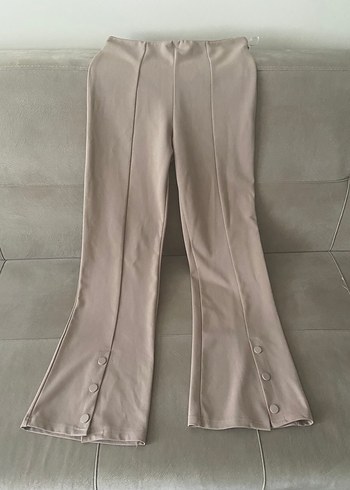 Düğmeli Bej Midi Kumaş Pantolon