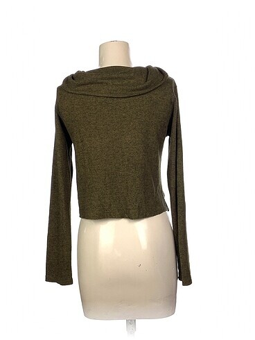 m Beden PreLoved Kazak / Triko %70 İndirimli.