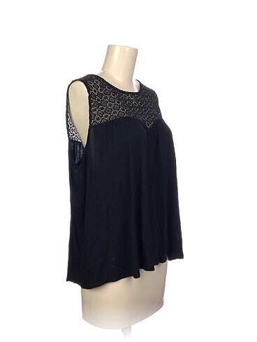 H&M H&M Bluz %70 İndirimli.