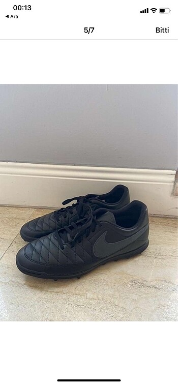 42 Beden Nike halı saha