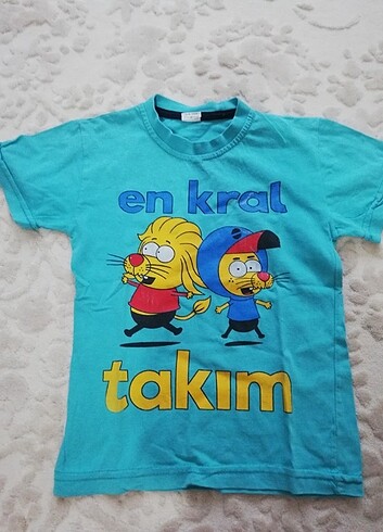 Kısa kollu tişört 