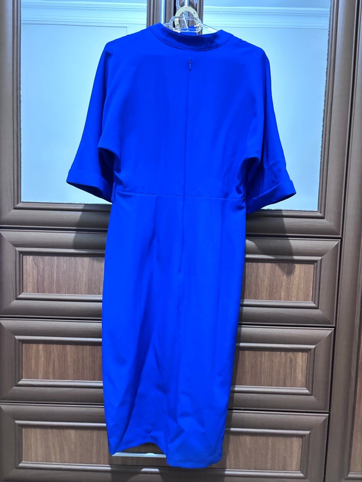 Parlak Mavi Kısa Kollu Kemerli Uzun elbise - Görsel 2