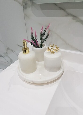 MED 4 LÜ BANYO SETİ 