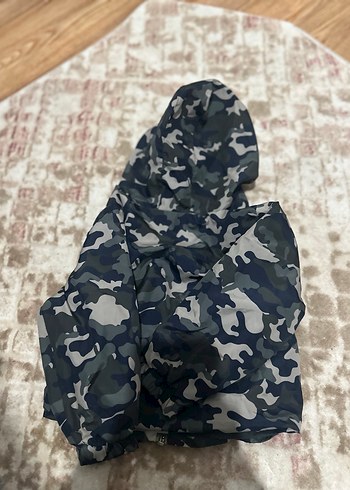 Kapüşonlu Kamuflaj Desenli Erkek Çocuk Ceketi - Görsel 4