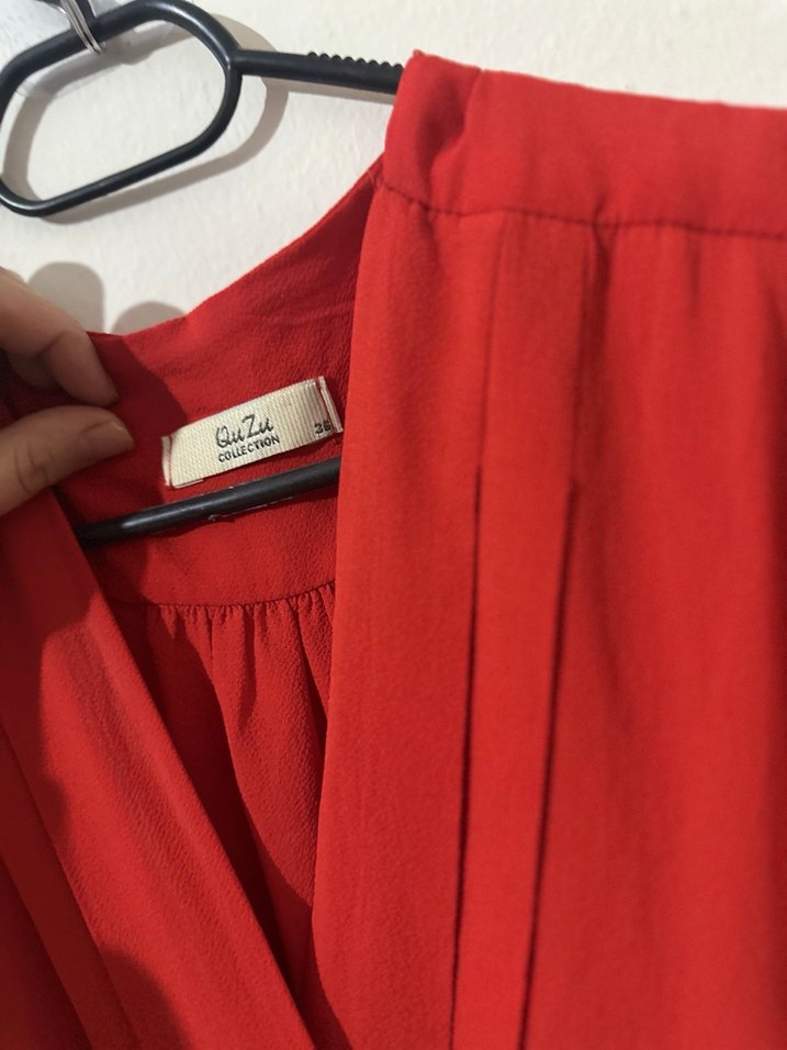 Kadın Kırmızı Kısa Kollu Drapeli Tulum - Görsel 3