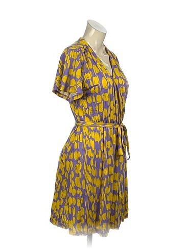 Vintage Love PreLoved Kısa Elbise %70 İndirimli.