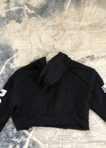 Kadın Siyah Kapüşonlu Crop Sweatshirt - Görsel 5