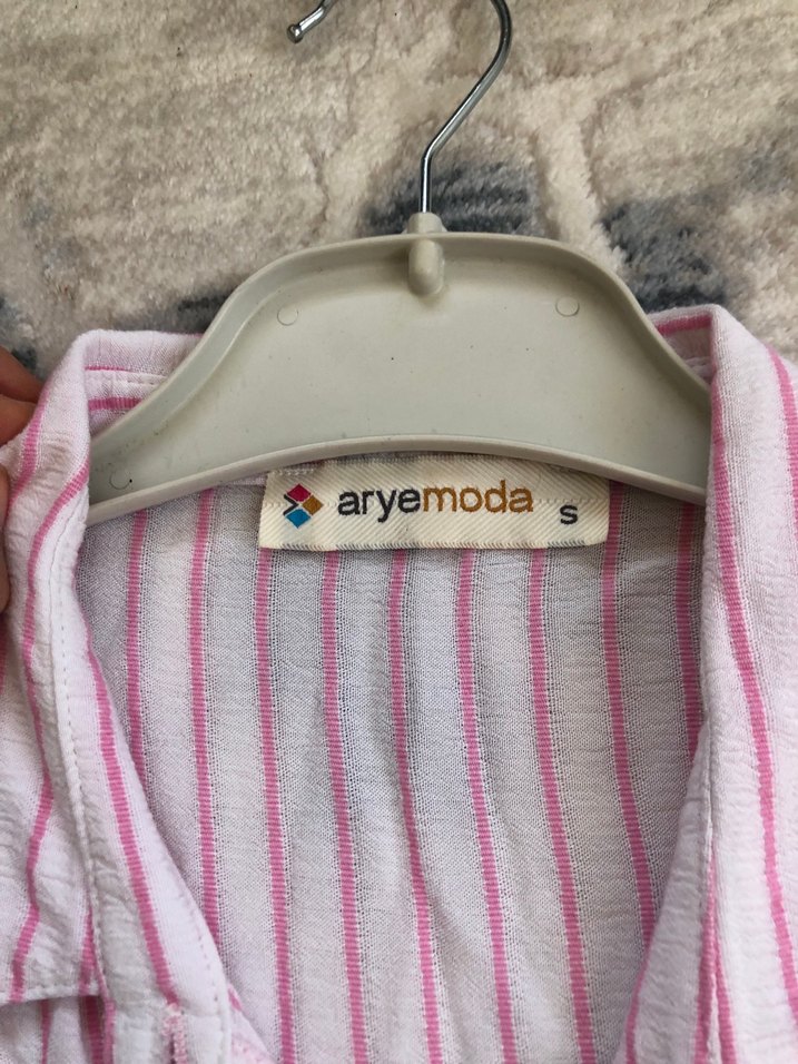 Pembe Çizgili Kolsuz Keten Gömlek - Görsel 3