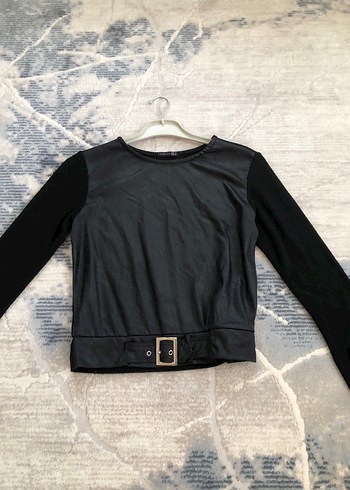 Kemer Detaylı Siyah deri Kadın Bluz - Görsel 2